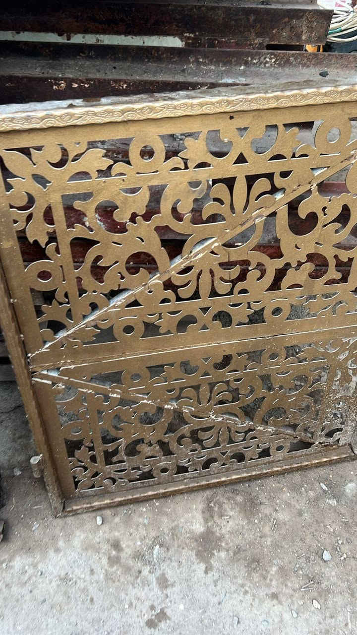 #للبيع  محجر درج 15متر حديد ثقيل  ونظيف جدا ويوجد خدمه توصيل مكاني بغداد الغزالية
***********
***********
***********
 #العراق #بغداد #الانبار #المتابعون
