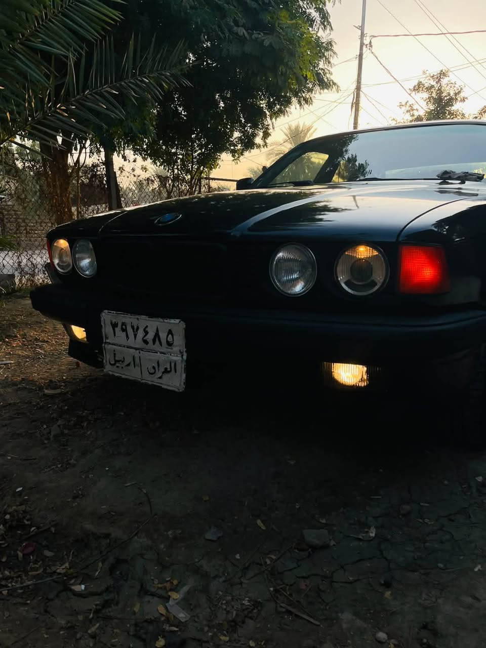 السلام عليكم BMW 1993 السيارة جاهزه ومكفوله مكينه گير مال حاويه شادهن جدد صبغة جديده تبريد ثلج مداور ثاني يوم السياره مابيها اي نقص كهربائيات كلهن شغالات مكاني بلحله بيع مستعجل 55 وبيها مجال للتواصل واتساب او اتصال ***********
