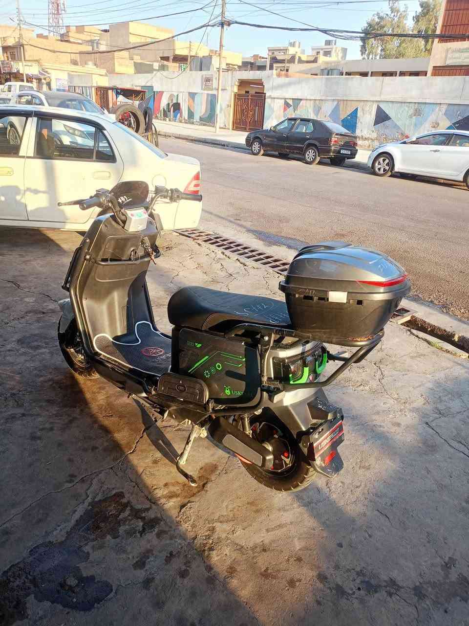 ماطور شحن للبيع سعرو 620 وبي مجال رقمي ***********يوسف حي عدن
