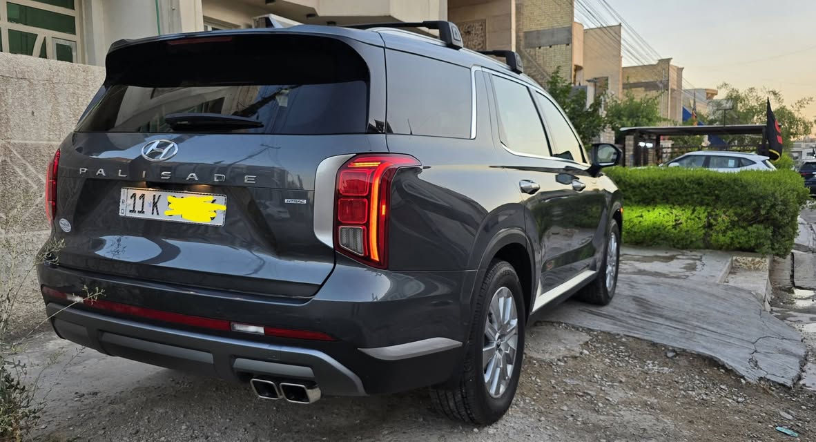هونداي بالسايد
Palisade(للبيع فقط....بدون مراوس)
◻️ ســـــــنة الــــصـنع : 2025 فئة sel(اج تراك)
◻️ الــمسافة المـقطوعه : زيروو 1900ميل فقط
◻️ ناقل الــــــحركــة :  اتوماتيك
◻️ ســــعة الـــــمــــحرك : V6 3.8L
◻️ لــــــــون الــــســـيارة : فيلي
◻️ لون الــــفـــــرش : ابيض

⚪️ مميزات السيارة :
▫️7 مقاعد 
▫️مقاعد كهرباء
▫️ميزة Auto Hold
▫️تثبيت سرعة 
▫️ كاميرا خلفية
▫️ وضعيات قيادة محرك
▫️وضعيات قيادة للطرق الوعرة
▫️تدفئة مقاعد
▫️شاشة وسطية تدعم Android Auto , Apple CarPlay
▫️تكييف خلفي منفصل
▫️اضاءة LED عصرية
▫️مقابض تبديل سرعة
▫️تثبيت سرعة على المنحدرات
▫️مأخذ شحن للجوال
الحادث فقط البنيد (بدون دواخل لا لغد ولا شاصي)صور الحادث والشاصي مرفقه ضمن المنشور
📞 للتواصل *********** محمد مندلاوي 
(ملاحظه) سياره رقم بغداد (بأسمي شخصي)تحويل مباشر                              العنوان_ بغداد /حي جميله/شارع خير الله
