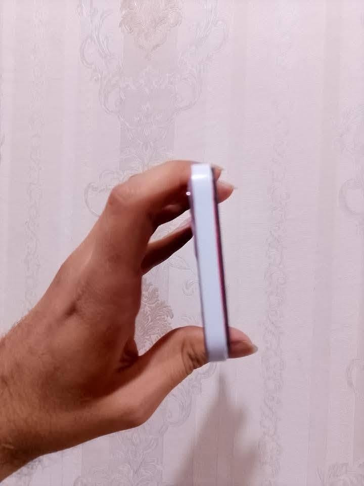 آيفون ١٢ • ٢٥٦ • فيس ايدي