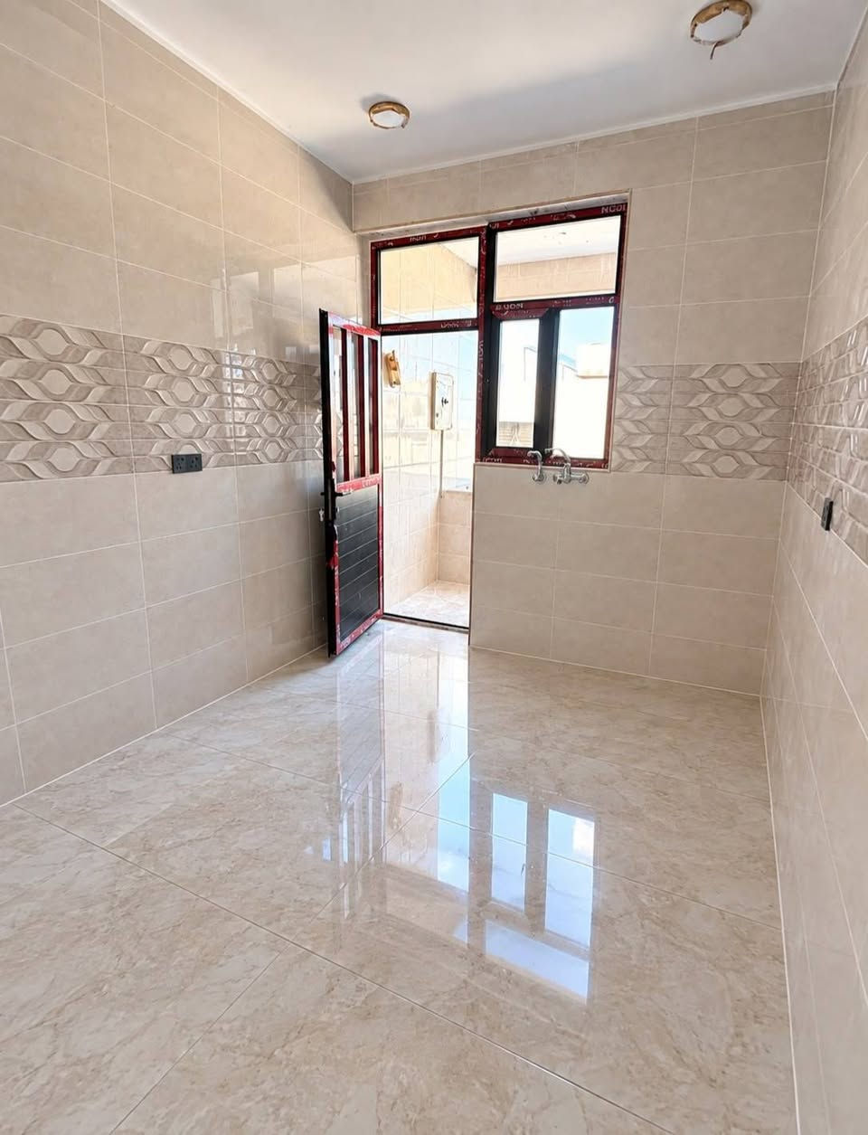 🏠 للإيجار | شقق جديدة (زيرو) في السيدية
✨ شقق مودرن بتصميم حديث ومدخلين مستقلين

التفاصيل: • غرفتين نوم
• صالة
• مطبخ
• خدمات

💰 السعر: 600 ألف

📞 للتواصل والاستفسار:
***********
