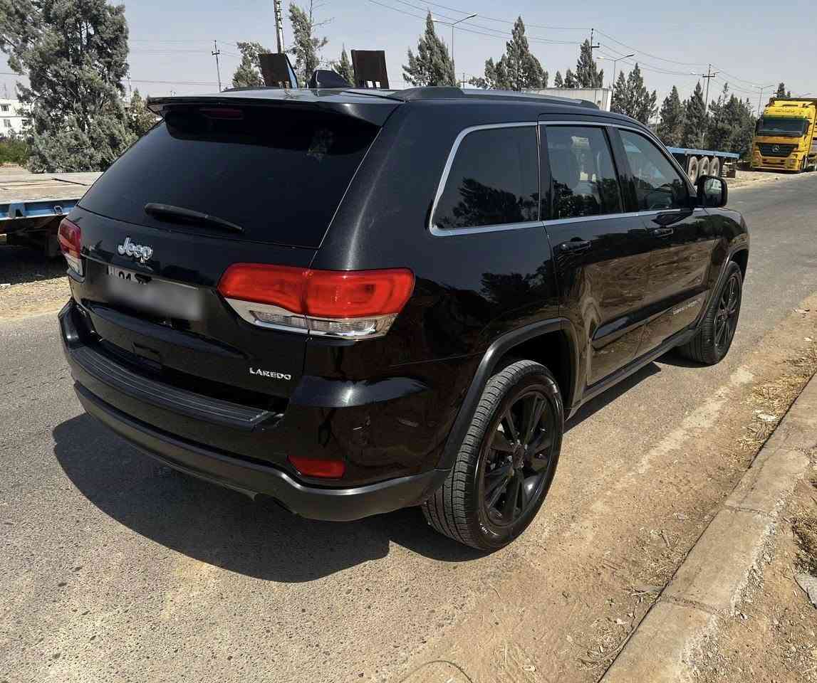 للبيع جيب لاريدو 2016 وارد امريكي بدون حادث
مكينه6سلندر3600 مبرمجه 
ماشيه88 ميل 
كشنات جلد ومخمل وكشن السائق كهرباء
فور ويل 
تشغيل عن بعد
بصمه 
حساس خلفي
كامره
شاشه
3 انظمه قياده
اوتو ستوب
تحكم سترين
 قطعتين تبريد
بجم زنون
منظومه تبريد جديد وفريز
تخم تاير جديد حجم 20
فيت بمب. جديد
راديتر جديد
رقم سليمانيه باسمي. وكاله او تحويل
هزه وسنويه ما نافذه
مكان السياره اربيل 
سعرها خاص والشراي يدلل 
*********** أربيل, العراق

