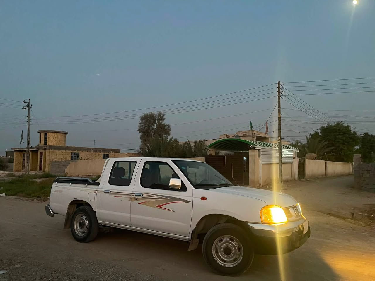 نيسان ١٦ للبيع كفاله عامه مكينه وكير تبريد حداده رقم بصره بسمي السياره جهازه مابيها نقص برغي 
المكان ذي قار دوايه 
السعر ١٤٧ بيها مجال قليل
***********
