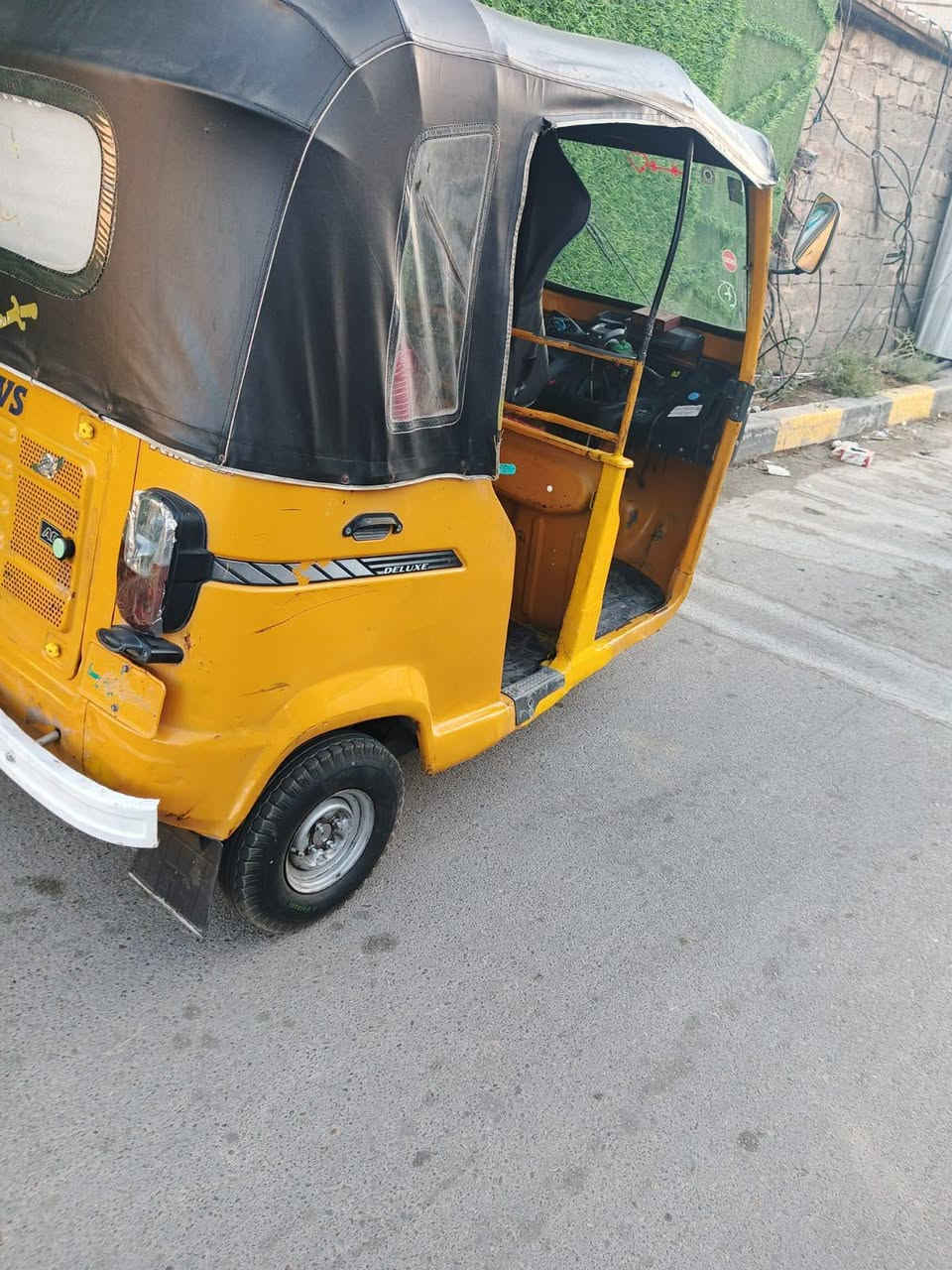سلام عليكم ورحمه تكتك البيع موديل 19رقم بغداد بسمي تحويل ثاني ***********
