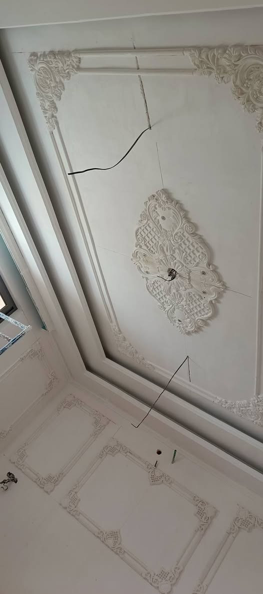 السلام عليكم ورحمة الله وبركاتة
الاخوين لعمل الديكور المنزلي جبس بورد بوكس ركم صبغ 
سقوف ثانويه بأسعار تنافسيه 
*********** 
‏‪***********‬‏
