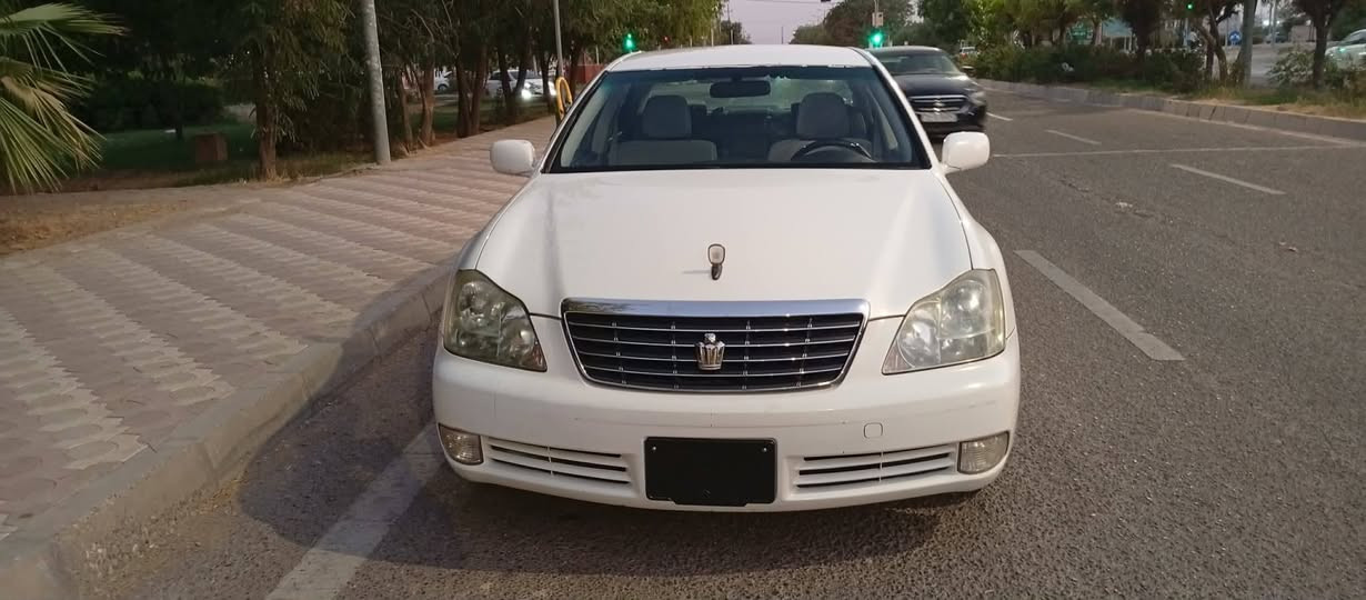 فرۆشتنی خێرا شاهینە تەنها موس
2005
182
3دگم پەردە 
یەک پارچە بۆیاخ 
 بێ دەعمو لێدارو کەڤەر و شاصی بەشەرت
ناو ڕەساسی
50گەڵا کۆتای
سەیارەکە ماڵی دۆستە
بێ کۆد
شوین ، قەزای ڕزگاری
***********

