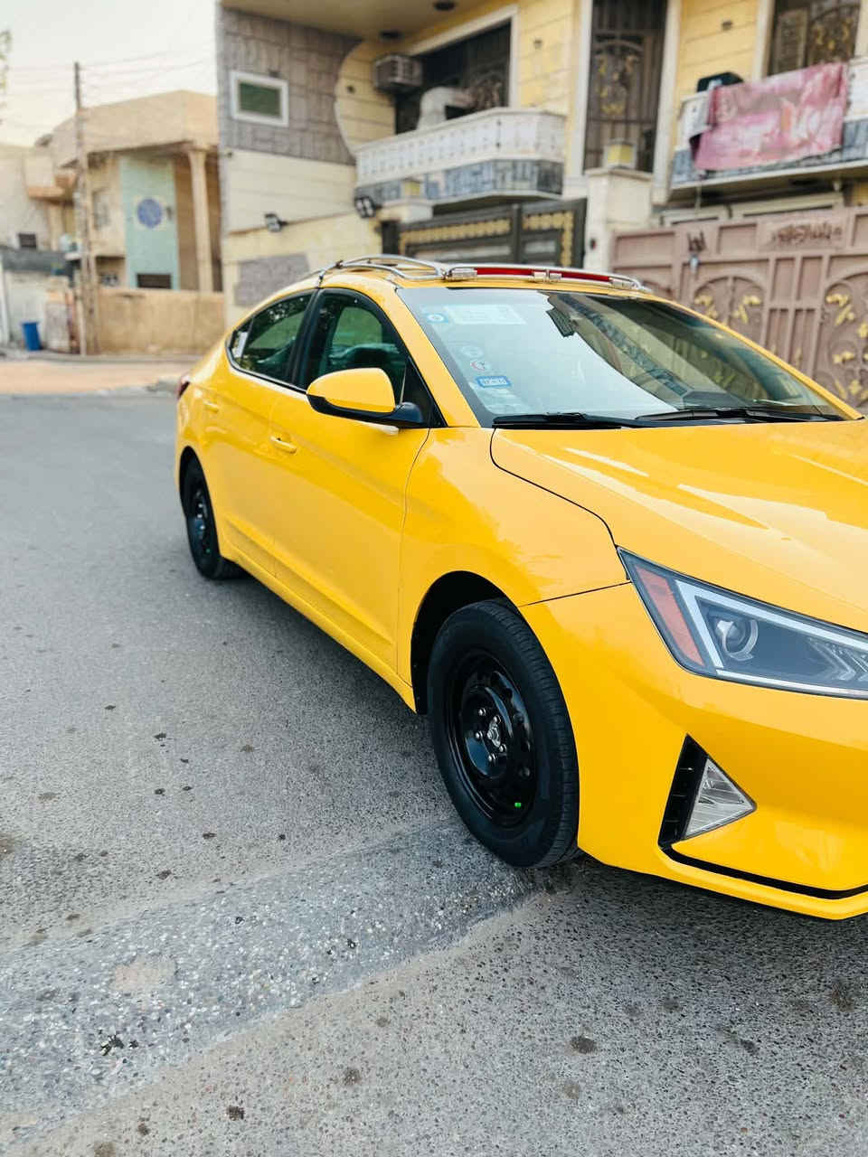 السلام عليكم 
النترا ٢٠٢٠ للبيع مكينه كير مكفول تبريد ثلج تخم تاير منظومة غاز السياره كفاله عامه من التبديل والدواخل والمعجون السيارة جديده بمعنى الكلمه ممشاها ١٠٠ الف حقيقي 
للتواصل:***********
