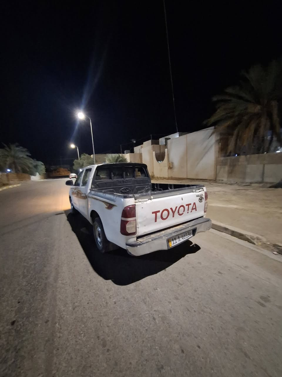 هايلوكس • ٢٠٠٩ • رقم بغداد