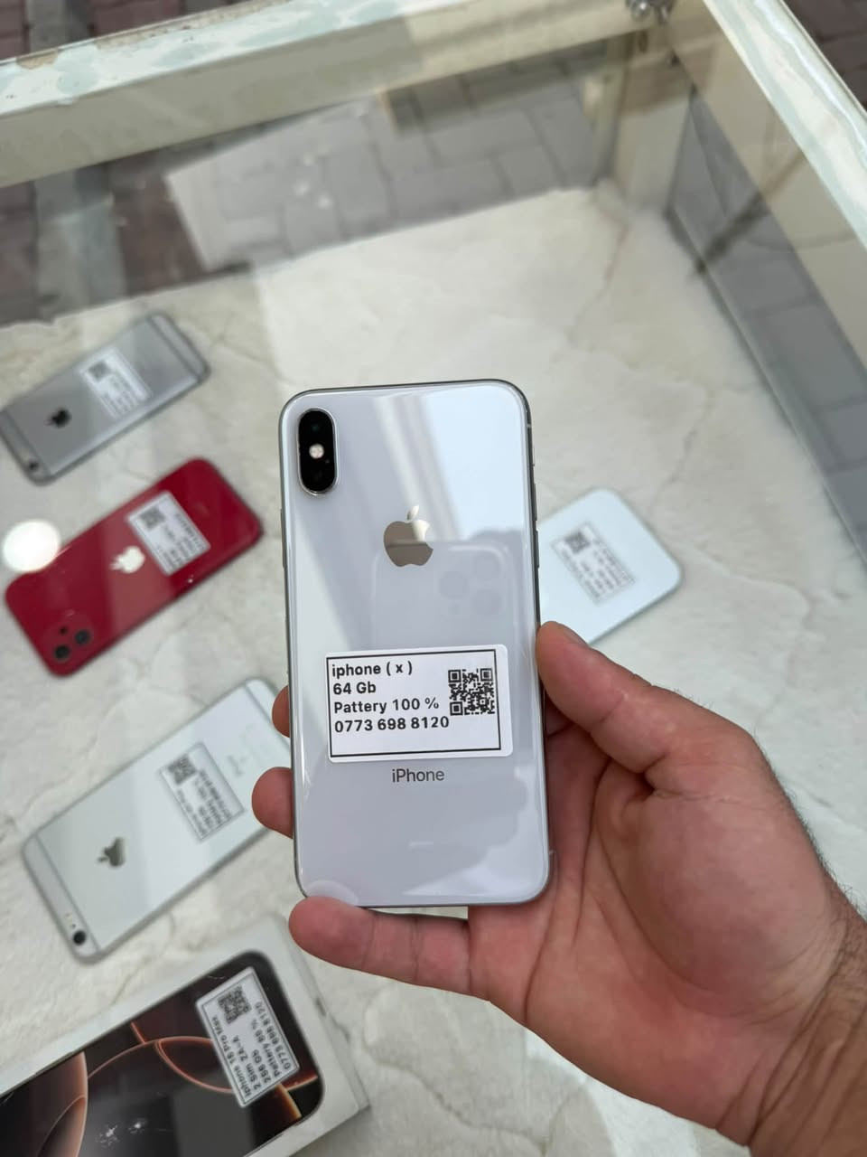 آيفون X • ٦٤ جيجا • بدون فيس ايد