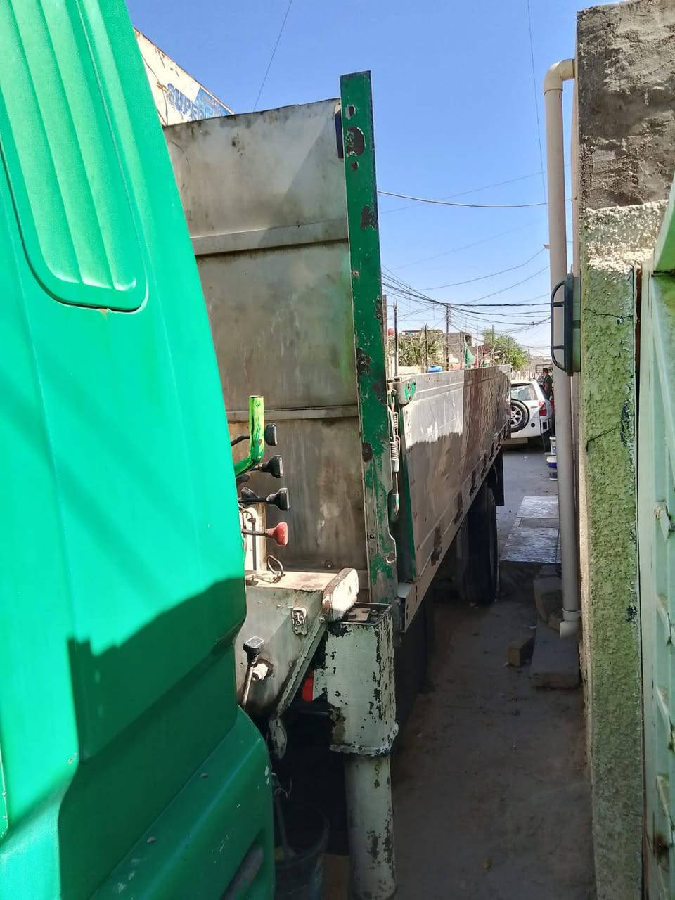 السلام عليكم
كرين فوسه كرستال 8 براغي فحل
كرين تادونه 3 سلايت عدل 
بل سنويه كرين 
رقم الماني بغداد
السياره اب اسمي تحويل ثاني يوم 
شاصي عريض 
للستفسار *********** علي كمال غير متواجد علفيس
