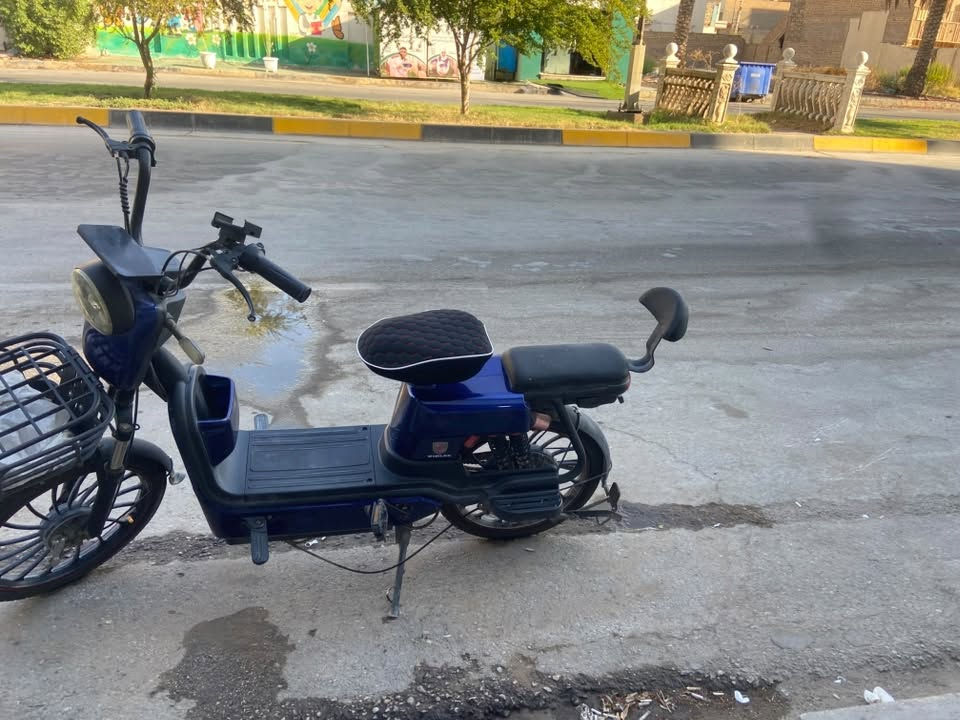 دراجه شحن للبيع اربع سرعات
خمس بطاريات
نظيف جداً
٢٧٥ الف
كربلاء
***********
