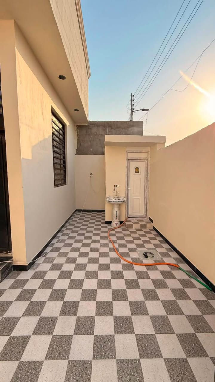 الجزيرة • ١٥٠م • ٢منام