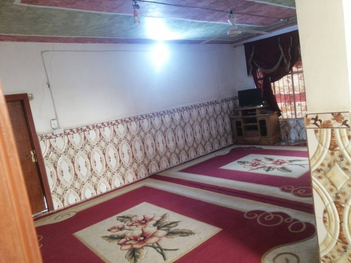 السلام عليكم بيت البيع
طابو زراعي سند ٢٥
مكان البيت بابل حله خلف جامعت بابل
بل القرب من نبي الله ابراهيم الخليل
بل القرب من ثلاث مدارس ابتدائية ومتوسطة اعداديه
بيت مساحته ٦٥٠ متر
متوفره جميع الخدمات ماء كهربائ تبليط
***********
