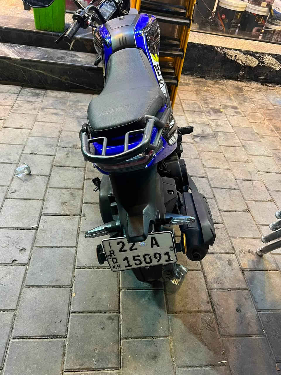 عليكم دراجه KEEWAY منكس c 150
للبيع دراجه نضيفه بس الشاشه طافيه يرادله فيوزات تحويل مباشر الدراجه بسمي.
بغداد مدينه الصدر

***********
