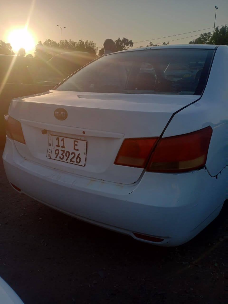 السلام عليكم من رخصتكم بي واي دي (BYD) موديل 2013 خصوصي نظيفة ومرتبه سعر ٤٥ بيها مجال  للتواصل ***********
