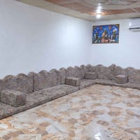 جلسة عربية • نظيفة • ٧ تكيات