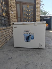 مجمدة ١٠ قدم • نضيف • ماتور شغال