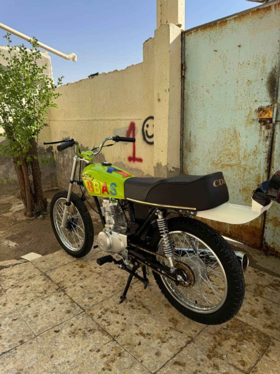 سكنر مديل 26 تعميره كله أصلي صارلهه شهر معمره دراجه نضافه فول برغي مامفتوح بيهه شرط لفحص مكان سماوه قضاه لخضر سعر ٩٠٠ بيهه مجال قليل شراي يتصل هاذه رقمي***********
