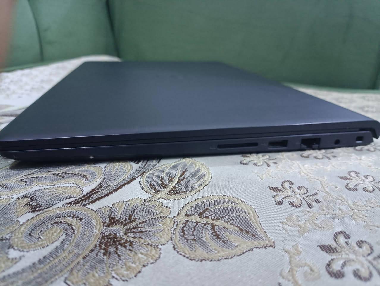 Vostro 3520 • i5-1235U • استعمال قليل