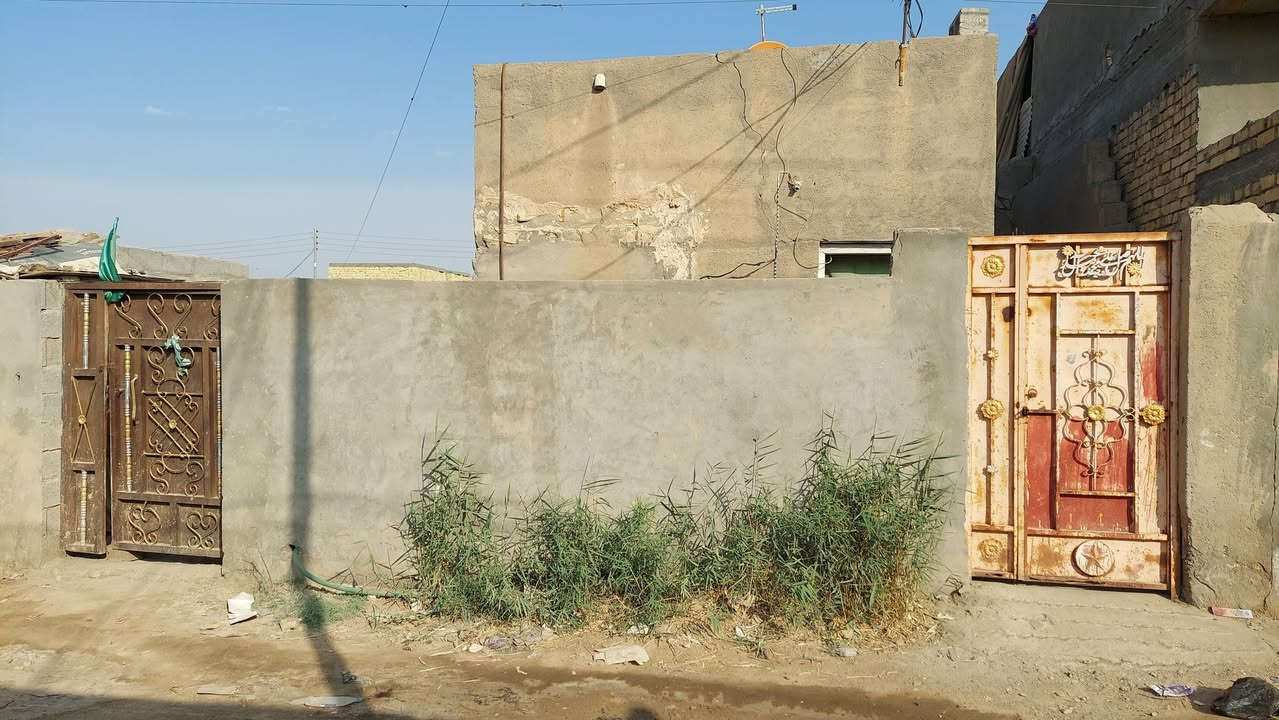 بيت للبيع • طريق ابو الماش • حي العدل