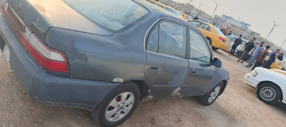 سلام عليكم كورلة رقم  بصرة مكفولة من كص ونقل جذة سيارة نضيفة ما نقصها شي تايرات جدد بدي ما بي خياس سيارة نضيفة وخير من الله سعرها 33 ورقة  مكاني البصرة كرمة علي *********** هذة رقمي
