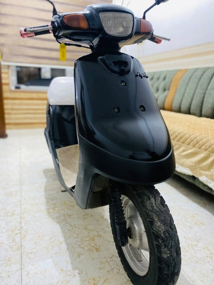 دراجه بوتين او بزونه للبيع دراجه شرط برغي ما مفتوح بيها انطيك ياه شرط كفاله مكنيه ما مفتوح سعر480 بيها مجال للطيبين *********** موجود وتساب ول رقم فيس هم موجود
