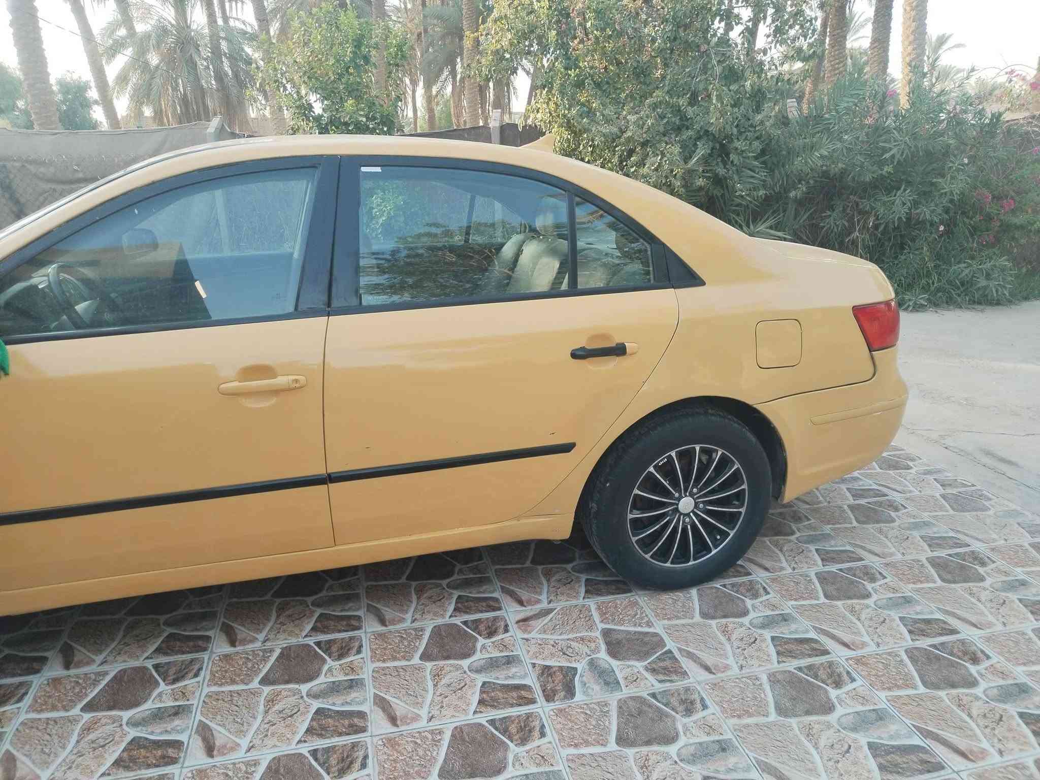 السلام عليكم سوناتة للبيع رقم بغداد دولي السيارة بسمي وتريد تحويل تريد وكالة  موديل 2007مكينه.وكير وحدادية وكهربائيات شرط تخم تاير السيارة امريكي سنويتهة لل 31 والسعر مناسب مكاني ديوانية دغارة ، ***********

