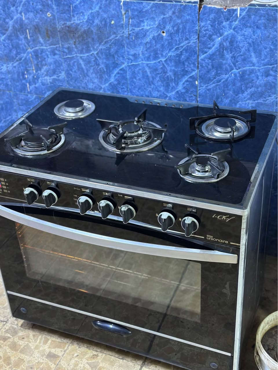 طباخ للبيع نوع سمارت ايطالي كلش نضيف اخو الجديد شغال ع فحص كهربائياته كلها شغاله للستفسار ع *********** مكان نجف النجف, العراق
