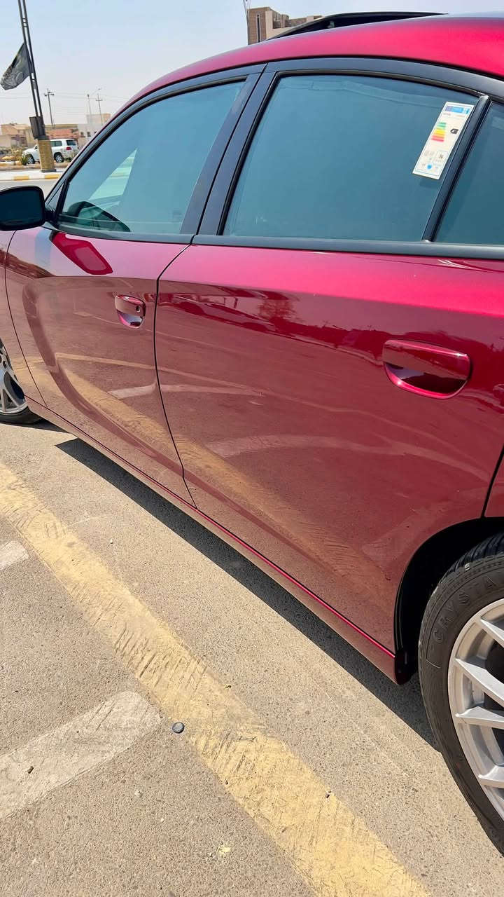 السلام عليكم
دوج جارجر SXT PLUS (بلاص)

موديل 2020 اصل 

محرك 3600 (6 اسلندر)

وارد كندي 🇨🇦  تقرير تعمل وتسير 

كفاله عامه (من البارد و الفتح والتبديل والصبغ والحادث)

جديدة ونظافة فول 

 استخدام شخصي مامشتغله خط 

مابيه اي نقص السيارة كامله للاخير 🧿

سيارة باسمي هزاه جديده 

رقم بغداد 

 فول مواصفات 

فتحة سلايد 

خزن ميموري 

كشنات كهربائية 

كشنات اربع  تدفى تبريد 

رادار خلفي 

هيتر استرين 

مري قلاب 

شاشة تدعم كار ابلي و اندرويد اوتو 

ونظام ملاحه نفكشين GPS 

كشنات جلد حضن 

توقف ذاتي عند فتح الباب 

كامرة خلفيه دواره 

ويل كب حجم 20 + تخم تاير جديد كرستال 

محرك  كير تبريد عل وضع الشركة كفاله

حدادية كارتون 

سعره 235 وبيه مجال بسيط

عنوان ناصرية مركز 

***********
