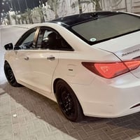 سوناتا ٢٠١٤ • مكينة ٢٠٠٠ • كشنات جلد