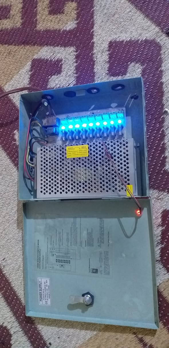 باور سبلاي يستخدم للكامرات 
٢٠ الف مدينه الصدر شارع الفلاح 
رقم ***********وات اب
