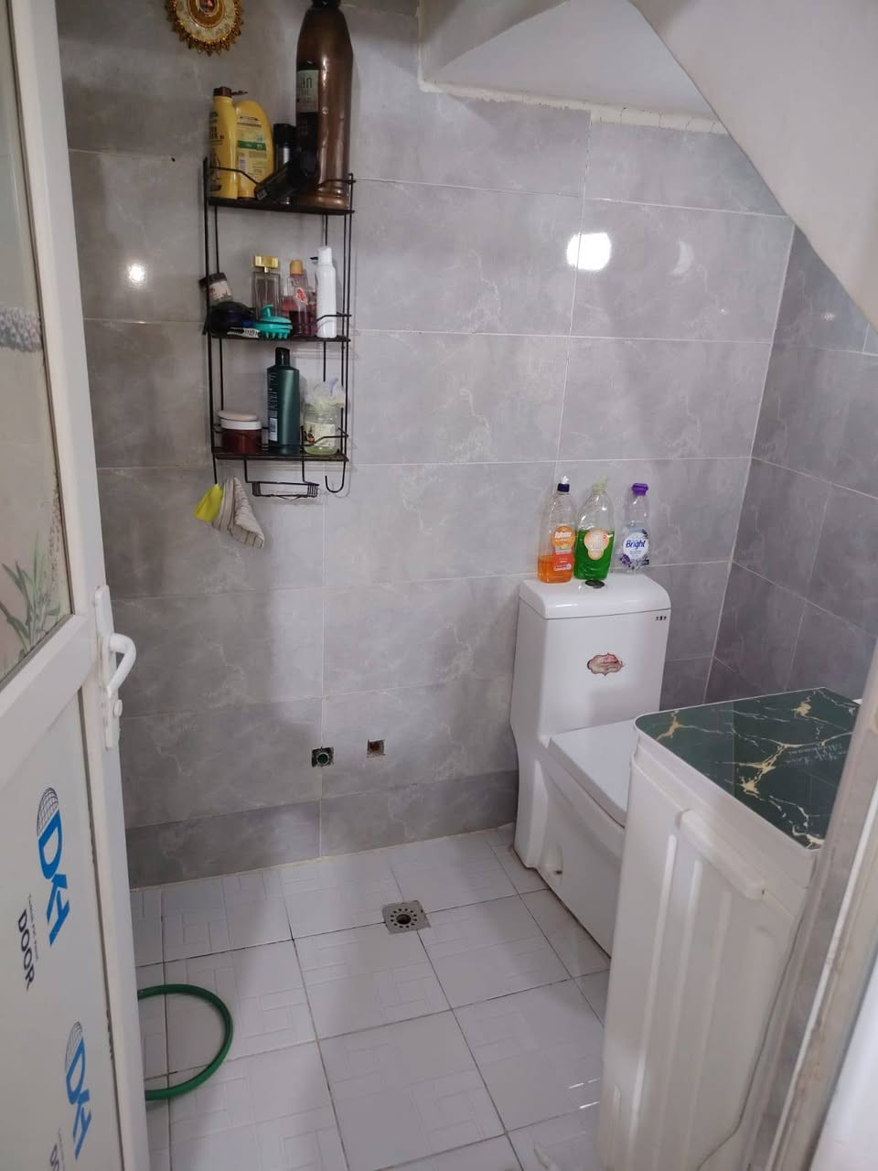 يا الله السلام عليكم ورحمه الله وبركاته الدار معروضه للبيع والرهان سعر البيع 27 سعر الرهان 14 قفل العنوان النجف الكوفه شارع المطار الجديد شارع الشفلات الدار فارغه غير مسكونه كافه الخدمات متوفره للتواصل رقم الهاتف اخوكم ابو طيبه صاحب مكتب الاخوين *********** *********** ملاحظه المساحه 100 تحتوي على غرفه وصاله ومطبخ وصحيات خارجيه وداخليه زائد المساحه الباقيه فارغه النجف, العراق
