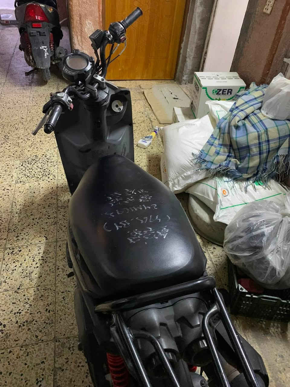 ‏دراجة للبيع جبلي دراجة نظيفة خير من الله
‏عنوان بغداد مدينة الصدر ‏سعر 975￼￼￼ نهايتها ‏رقم الهاتف ***********￼￼
