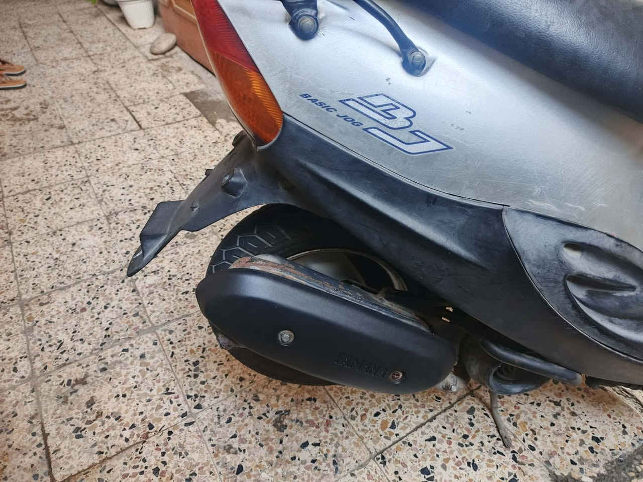 السلام عليكم موطور نحلا تساع زروف
جديد فول دبل سكريته معدل نار 🔥 الموطور جديد 
ما مفتوح محرك قبغ هندر ما مفتوح سلف ليت هورن أشير 
كلو شغال    ليت كيجات بانزين شغال سرعه شغال كلو بلادي 
تيات جديد دبل جديد نضيف نكره سلف 
السعر 390 بيه مجال الطيبين 🤗 
التفاصيل على هذا الرقم ***********
العنوان الموصل الايمن 😊
