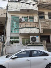 الاعظمية شارع عمر • ٨٢م • ٣ غرف