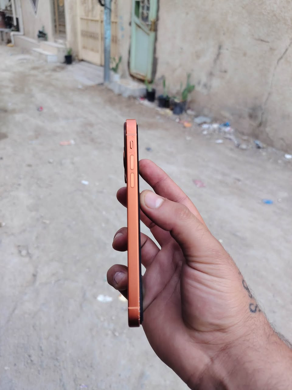 اكس آر محدث ١٧ سعر ٢٣٠ (***********)
مكان كربلاء 
بطارية مبدلا ١٠٠
فيس إيدي شغال.
جهاز يخبل 
كلشي مابدل بي عدا لبطارية
