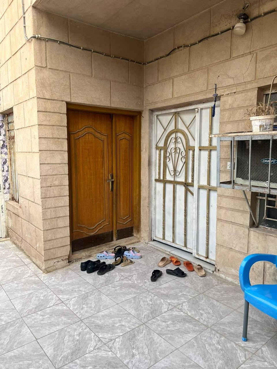 بيت تجاري • ١٥٧م • واجهة ١٢م