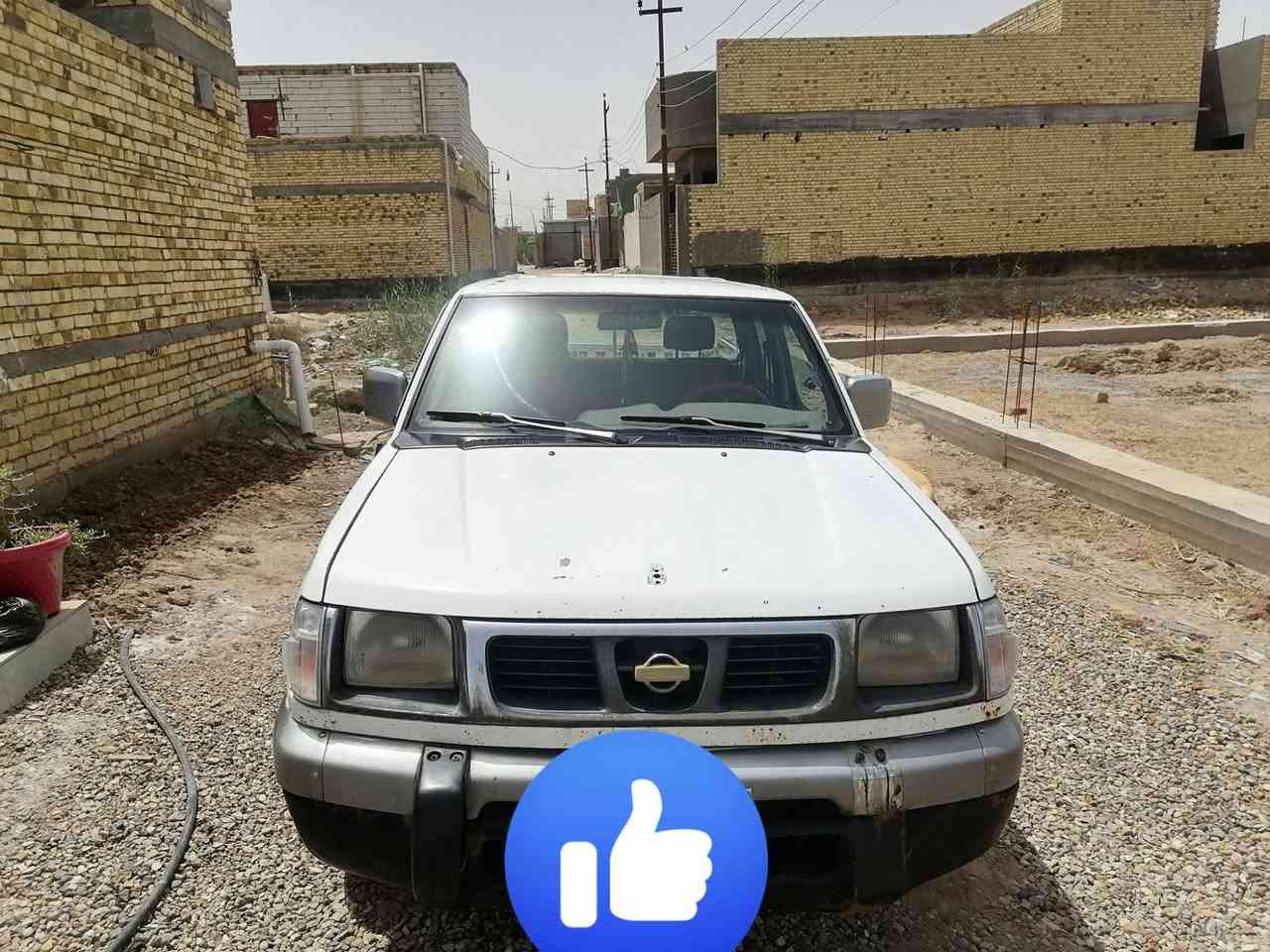 نيسان بيك اب • قفل مكانه • ناصرية