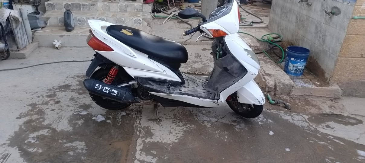 سلام عليكم شباب هاي دراجه سكنس فحل كابريتر للبيع بيه خيط بخار البارحه طلع عندي سعره 290وبيهامجال رقم *********** النعوان سبع قصور قرية المسعود
