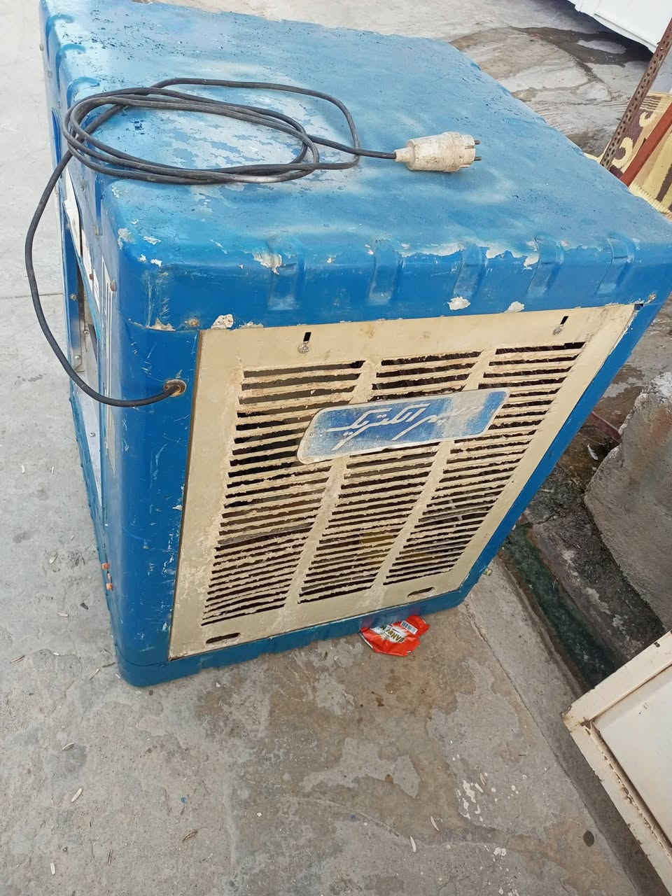 شقال شرط اي عيب مابيها سعر45الف ***********
