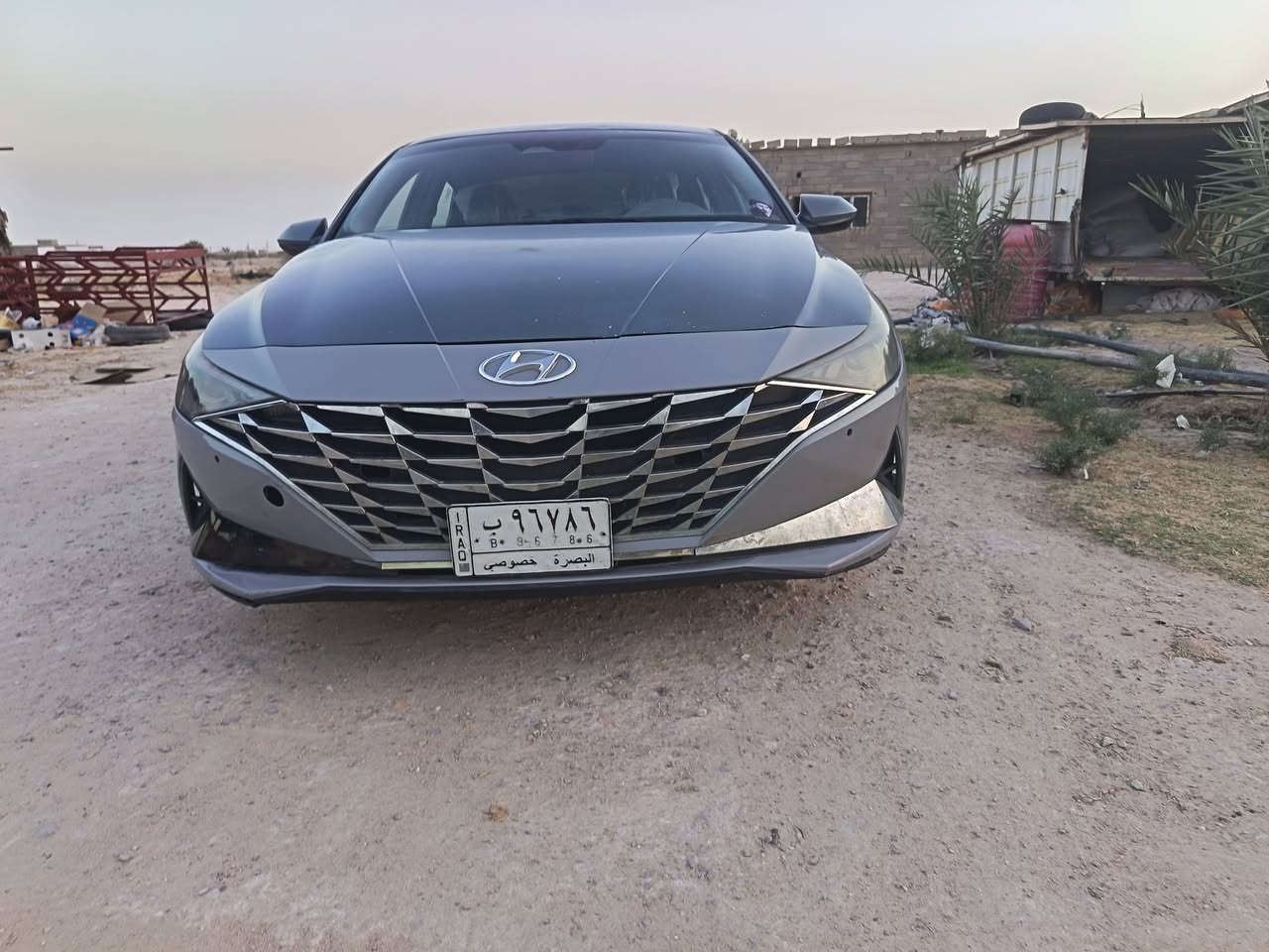 السلام عليكم الانتره 2023 للبيع 105 وبيها مجال رقم بصره فول موصفات هونداي اصل وارد امريكي ٣ شاشات متصله مكاني بصره ***********
