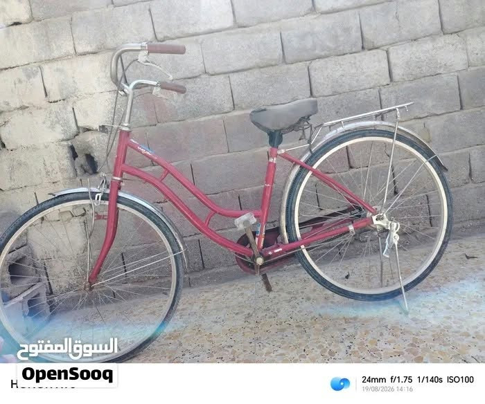 بيسكل سياحي حجم26نضيف باله
***********
بصرة
حيانية
السعر85

نص مكتوب في الصور:
- السوق المفتوح OpenSooq 24mm f/1.75 1/146s ISO100 19/08/2026 14:16
- السوق المفتوح OpenSooq 24mm f/1.75 1/140s ISO100 19/08/2026 14:16