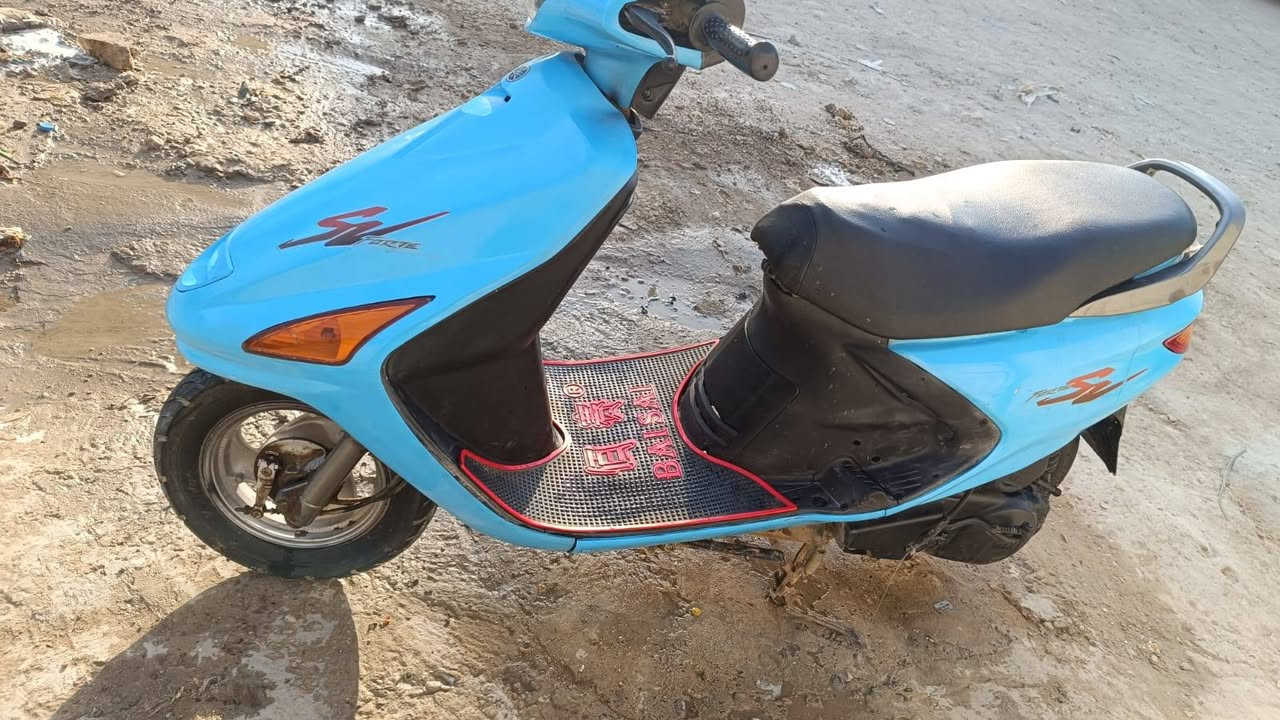 فراشه للبيع جاهزه دينار ماتخسر عليه سلف تيرات  دبلات مكينه كله شرط الشغل الاتصال *********** السعر ٤٠٠
