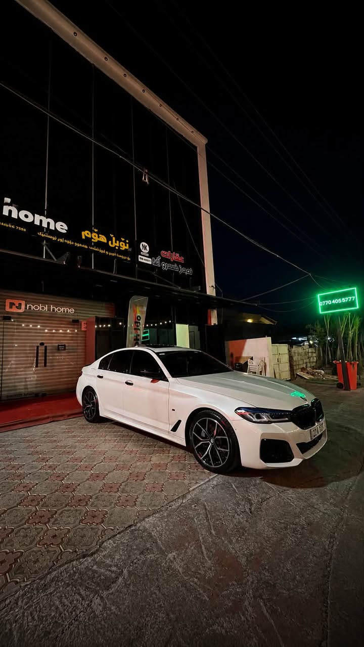 🚘 BMW 530i 2018 xDrive – Sport Line
(بیع و تراوس ) حسب قناع 

بۆ فرۆشتن و گۆرینەوە شتەک بە دلم بێت

🔥 مواسەفاتەکان:

• مەکینەی 2.0 لیتەر TwinPower Turbo ـی 4 سیلێندەر

• هێز: 252 HP

• گشتاوە: 350 Nm

• گێڕی ئۆتۆماتیکی 8 خێرایی Steptronic Sport

• سیستەمی Eco Pro / Comfort / Sport / Sport+ / Adaptive

• Launch Control

• Cruise Control

• پەکیجی Sport Line

• فەرمانی Sport ـی چەرم و Multifunction

• کورسییە Sport ـەکان

• کورسییەکانی پێشەوە کارەبایی

• مێمۆری کورسیی شۆفێر

• ڕووناکی ناوخۆی Ambient

• شاشەی 10.25” Navigation Professional

• Bluetooth و USB

• سیستەمی دەنگی Hi-Fi

• کامێرای دواوە

• سنسۆری پارککردن پێش و دواوە (PDC)

• سنوقی کارەبایی (Sunroof)

• فەرمانی کارەبایی

• ⁠داتاشۆ

• ئاوێنەکانی دەرەوە کارەبایی و گەرمکەرەوە

• ئاوێنەکان بە شێوەی کارەبایی کۆدەبنەوە

• چراغی LED

• چراغی خۆکار و Rain Sensor

• فرێنی کارەبایی + Auto Hold

• سیستەمی ABS / DSC / DTC

• تایەری Run-Flat

• ڕینگی ئەلۆی 18”

✨ سەیارەیەکی جوان، Sport.                                            __________________________________________من الأمام والخلف كَبْس، ما بيها ضرر

• الإيرباگات ما مفتوح بشرط

• تاير جديد، صارله 10 أيام مركّب

سێرفس کامل سیارە مابیە نقص

• السيارة جداً نظيفة وجميلة، وما بيها أي 

جاملغ وەرە صبوخ وحد قطع کلیر امریکا 

السيارة جاهزة وتستاهل المشاهدة �

رقم موبایل *********** واتس ئاپ

***********

__________________________________________

بە نزبەت سبوخ جاملخی پشتەوە سبوخە یەک پارجەش کلێری ئەمریکایە پێش و پشتی کەپسە هیج لێدرانی نیە یرباگی نەتەقیوە هەموو شتێکی بەشەرت 

تازەش سێرفس کامل بۆ کراوە 

تاخم تایە نوێ ١٠ رۆژە بەستراوە

📍 هەولێر

📩 بۆ نرخ و زانیاری زیاتر پەیوەندی بکە. واتس ئاپ

***********

***********
