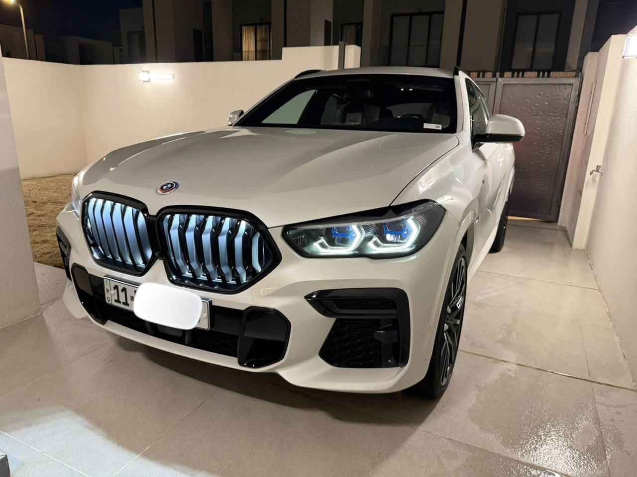 🔥 BMW X6 M50i
وكالة العروش وكالة العراق2023
ماشيه 76 الف وصيانتها ابشركة العروش
✅ محرك 8 سلندر تيربو
✅ مكفولة بكفالة عامة
✅ أعلى مواصفات (فول الفول)
✅ لون صدفي مميز وفخم
✅ سيارة نظيفة جداً وجاهزة للفحص

💎 قمارة روز رايز (نجوم سقف)
💎 شاشات خلفية للركاب
💎 سياقة ذاتية
💎 كاميرات 360
💎 هيد أب دسبلي
💎 رادارات ومثبت سرعة ذكي
💎 مقاعد جلد كهربائية مع الذاكرة
💎 تبريد وتسخين المقاعد
💎 تشغيل بصمة
💎 صندوق كهربائي
💎 نظام صوتي فاخر
💎 بانوراما
💎 ويلات رياضية قياس 22 إنج
💎 مواصفات كاملة لا تُحصى

📍 بغداد – نفق الشرطه
📞 للاستفسار:
***********
