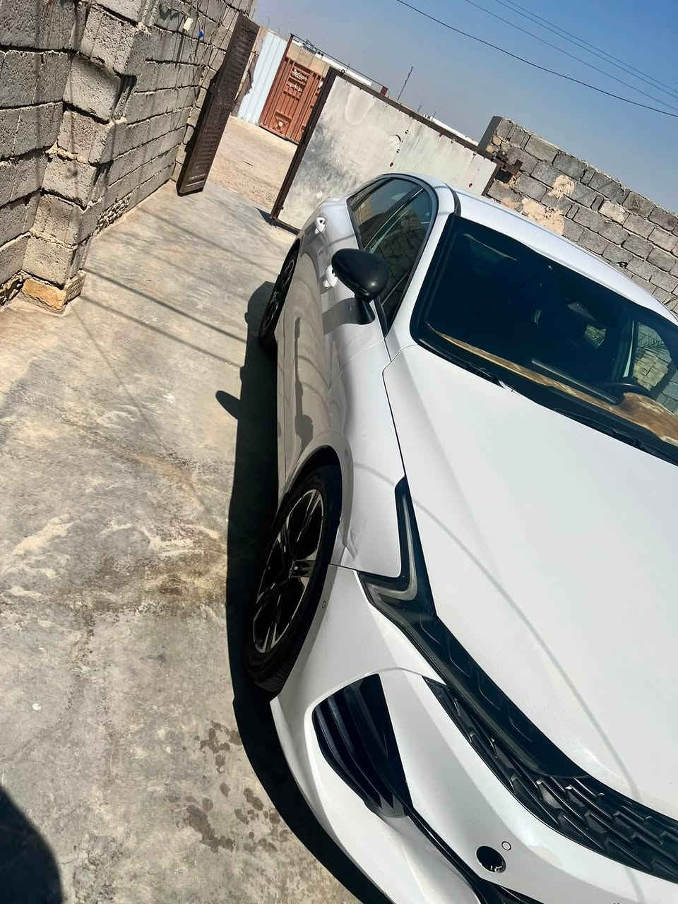 K5.    1600turbo .GT line
مودل 2022
ماشيه ١٠٠
فول موصفات عدا الفتحه كشن كهرباء 
بصمه شحن لاسلكي   رادار اوتو بارك 
قياده توقف ذاتي موصفات الجيتي معروفه 
بيهه اربع قطع صبغ بنيد وجاملغ وباب السايق والي ورا 
السياره نضيفه ادامه كامله مبيهه نقص اي شي 
كير محرك بشرط السعر145

***********
