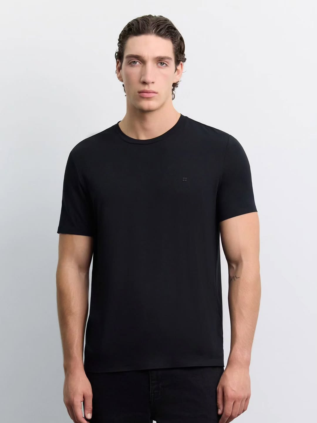 بدأت أولى ملامح الموسم الجديد بالظهور. مع مجموعة AVVA Pre-Fall، 
تيشيرت soft touch مصنوع من قماش الModal المميز 
⁨	
.
⁨	⁨

‏‎زورونا الآن واستمتعوا بالتجربة! 👔✨”

‏‎📍العنوان :

‏‎الفرع الاول : الحارثية - مول بغداد - الطابق الاول
‏‎الفرع الثاني :  زيونة - مول دريم ستي - الطابق الاول 
‏‎الفرع الثالث : الدورة - مول العراق -الطابق الاول 
الفرع الرابع :  العرصات - شارع نادي الهندية 
‏‎
📱***********
‏‎يتوفر خدمة توصيل داخل بغداد وكافة المحافظات

‏#avva #avvairaq
‏AVVA IRAQ-أڤا العراق⁩⁩⁩⁩⁩⁩⁩⁩⁩⁩⁩⁩⁩⁩⁩⁩⁩⁩⁩⁩⁩⁩⁩⁩⁩⁩⁩⁩⁩⁩⁩⁩⁩⁩⁩⁩⁩⁩⁩⁩⁩⁩⁩⁩⁩⁩⁩⁩⁩⁩⁩⁩⁩⁩⁩⁩⁩⁩⁩⁩⁩⁩⁩⁩⁩⁩⁩⁩⁩⁩⁩⁩⁩⁩⁩⁩⁩⁩⁩⁩⁩⁩⁩⁩⁩⁩⁩⁩⁩⁩⁩⁩⁩⁩⁩⁩⁩⁩⁩⁩⁩⁩⁩⁩⁩⁩⁩⁩⁩⁩⁩⁩⁩⁩⁩⁩⁩⁩⁩⁩⁩⁩⁩⁩⁩⁩⁩⁩⁩⁩⁩⁩⁩
