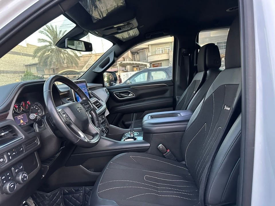 🔥 للبيع شفروليه تاهو Z71 موديل 2021 – فول مواصفات 🔥
🚘 Chevrolet Tahoe Z71
📅 الموديل: 2021
🎨 اللون: أبيض
⚙️ المحرك: 5.3 V8
🛞 الدفع: فور ويل 4×4
⭐ الفئة: Z71 – فول مواصفات
🛣️ الممشى: 78,000 ميل
📍 الرقم: سليمانية
👤 السيارة باسمي
📄 بيها كتاب تظليل
🔑 بصمة
🚫 بدون فتحة سقف

💎 الإضافات والتجهيزات:
• كشنات VIP ملكي منفصل
• داخلية VIP مرتبة وفخمة
• فول مواصفات Z71
• شاشة ومواصفات ترفيهية كاملة
• كاميرات وحساسات
• مقاعد كهربائية
• تشغيل بصمة
• تحكم بالمقود
• تحكم بالمناخ
• تايرات Z71
• مواصفات أمان كاملة

🔧 تفاصيل السيارة:
• الجامِل الأيسر مفتوح ومقسم فقط.
• نصف باب السائق صبغ.

📄 السيارة باسمي ورقمها سليمانية وبيها كتاب تظليل.

💰 السعر: 39,000 دولار
📞 للاستفسار والمعاينة:
***********

✅ السيارة جاهزة للفحص والمعاينة.
البيع للجادين فقط، والمعاينة خير دليل.
