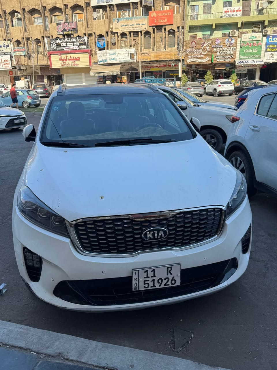 سورنتو موديل2019واحد علا واحد من عده اربع كامرات فور ويل محرك6سلندر 
فتحه بانوراما تحكم ستيرن سايد بريك يدوي ماشيه 106568 صدرها جديد  السياره بس بيها بارد طخات خفيفه بوليش أتروح  سعرها 210واتساب*********** بغداد, العراق
